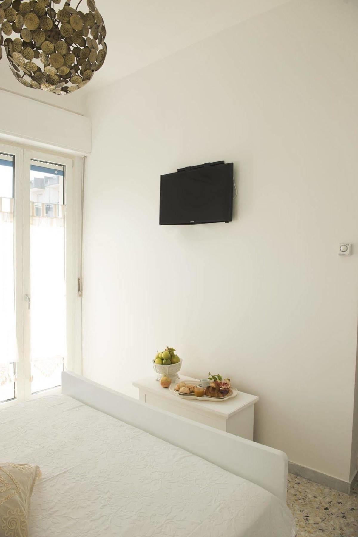Bed and Breakfast Dimora Cappuccini Cisternino Exterior foto