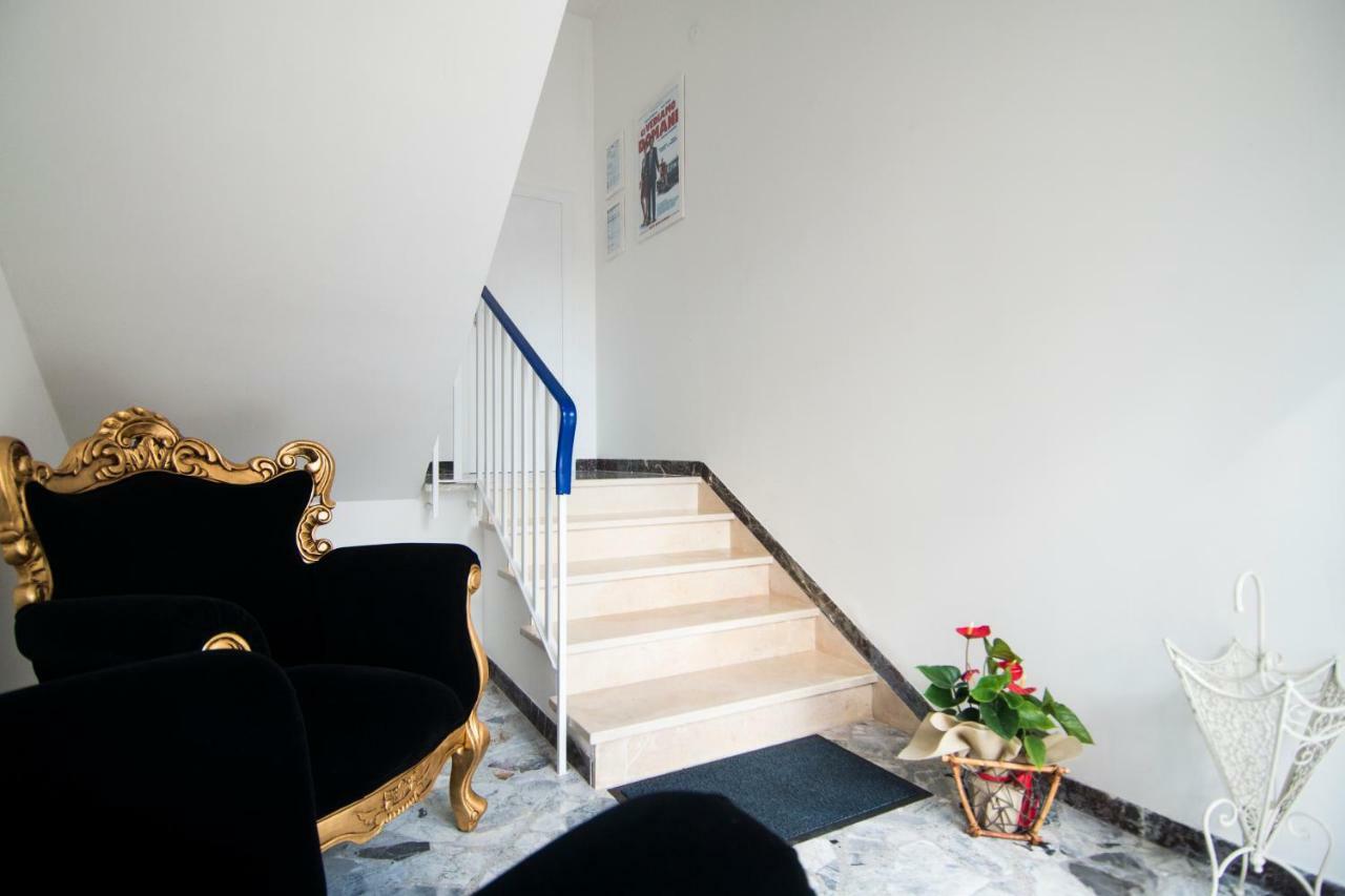 Bed and Breakfast Dimora Cappuccini Cisternino Exterior foto